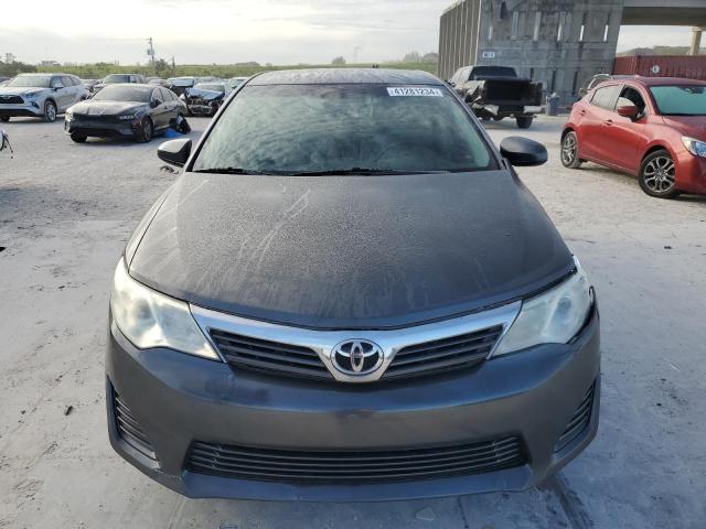 4T1BF1FK9EU762356 - 2014 TOYOTA CAMRY L GRAY photo 5