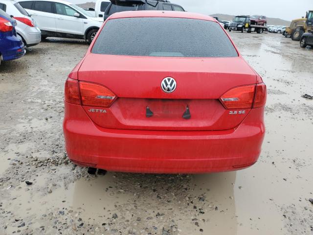 3VWDP7AJ3DM218690 - 2013 VOLKSWAGEN JETTA SE RED photo 6