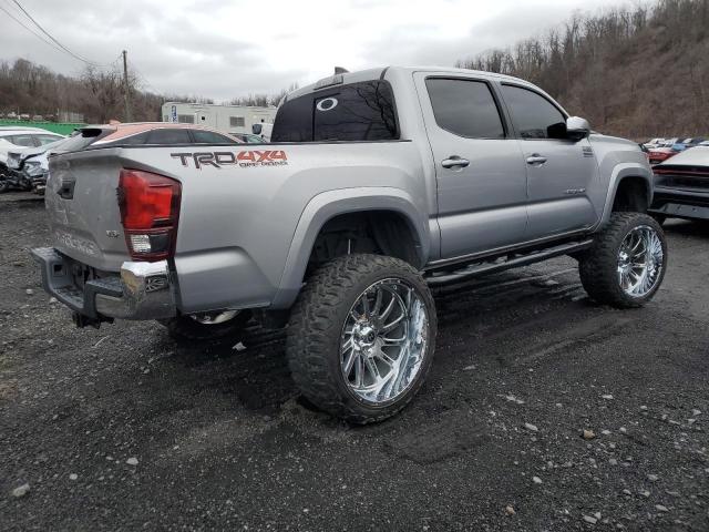 3TMCZ5AN7JM146212 - 2018 TOYOTA TACOMA DOUBLE CAB SILVER photo 3