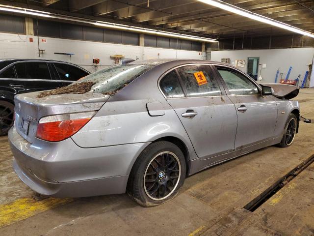 WBANF33587CW70544 - 2007 BMW 525 XI GRAY photo 3