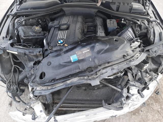 WBANU5C58AC124772 - 2010 BMW 528 I BLACK photo 11