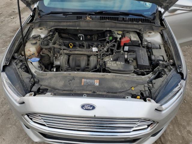 1FA6P0H72F5102831 - 2015 FORD FUSION SE SILVER photo 11