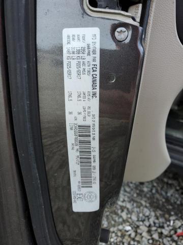 2C4RDGBG8FR666326 - 2015 DODGE GRAND CARA SE GRAY photo 13