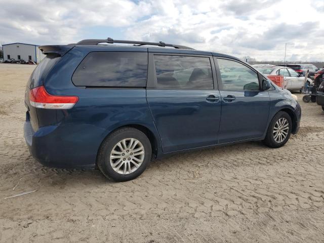 5TDYK3DC3BS015482 - 2011 TOYOTA SIENNA XLE BLUE photo 3