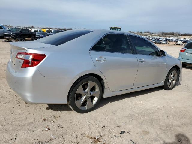 4T1BK1FK5DU022152 - 2013 TOYOTA CAMRY SE SILVER photo 3