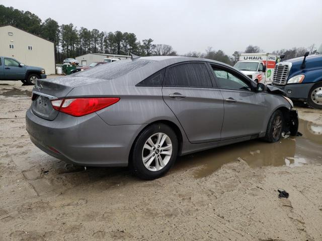 5NPEB4AC0DH778016 - 2013 HYUNDAI SONATA GLS GRAY photo 3