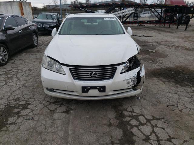 JTHBJ46G182260553 - 2008 LEXUS ES 350 WHITE photo 5