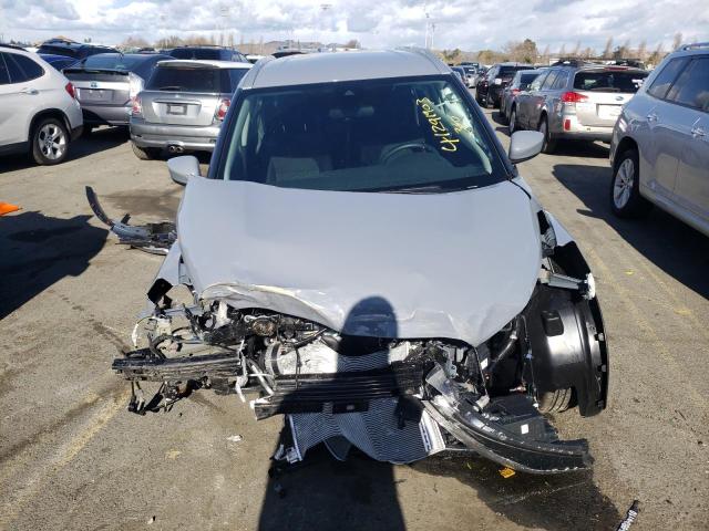 3N1CP5CV4PL487698 - 2023 NISSAN KICKS SV GRAY photo 5