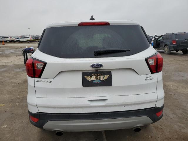 1FMCU0GD3KUC25210 - 2019 FORD ESCAPE SE WHITE photo 6