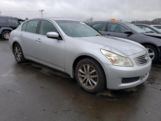 JNKCV61F89M363560 - 2009 INFINITI G37 SILVER photo 4