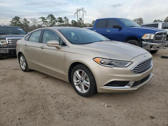 3FA6P0HD8JR193423 - 2018 FORD FUSION SE GOLD photo 4