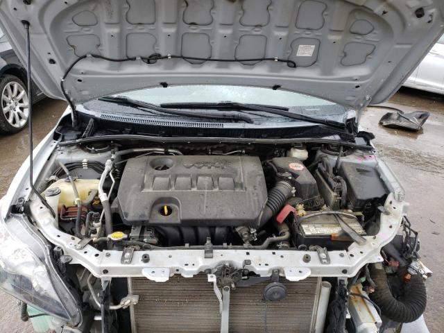 2T1BU4EEXDC952637 - 2013 TOYOTA COROLLA BASE SILVER photo 11