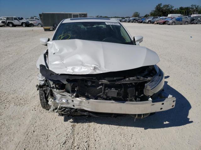 19UDE2F75KA013148 - 2019 ACURA ILX PREMIUM WHITE photo 5