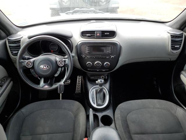 KNDJN2A23E7737225 - 2014 KIA SOUL WHITE photo 8