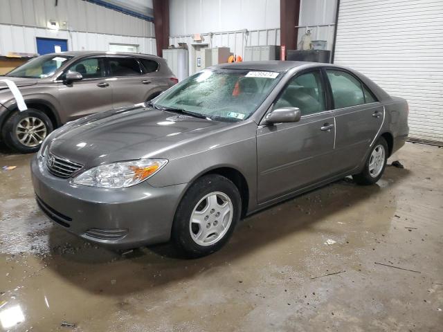 4T1BE32K12U522380 - 2002 TOYOTA CAMRY LE GRAY photo 1