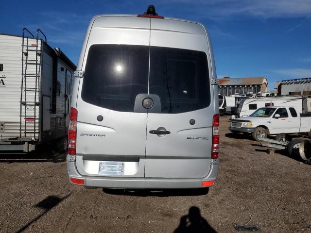 WD3PE8DC5E5862086 - 2014 MERCEDES-BENZ SPRINTER 2500 SILVER photo 6