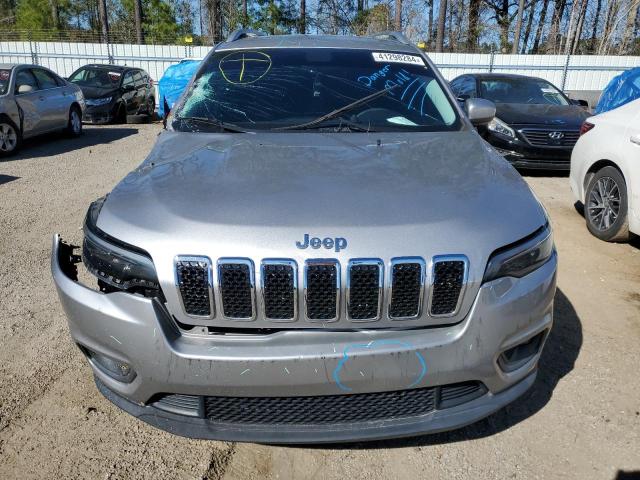 1C4PJLCB6KD241339 - 2019 JEEP CHEROKEE LATITUDE SILVER photo 5