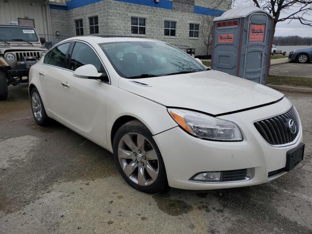 2G4GS5EK5C9150644 - 2012 BUICK REGAL PREMIUM WHITE photo 4