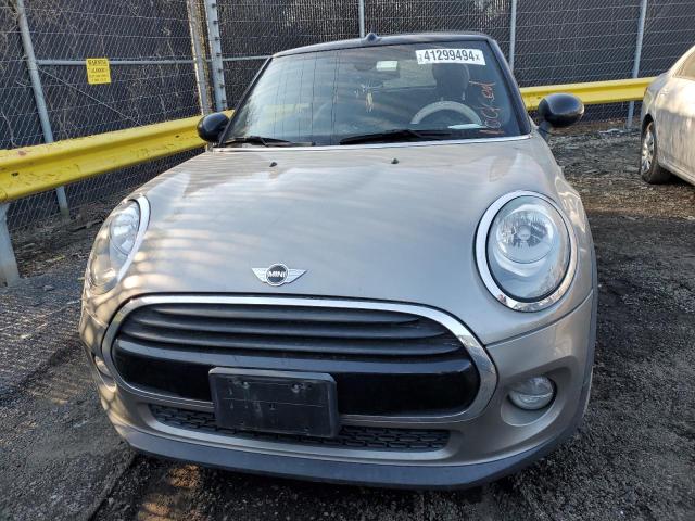 WMWWG5C34H3C99334 - 2017 MINI COOPER GRAY photo 5