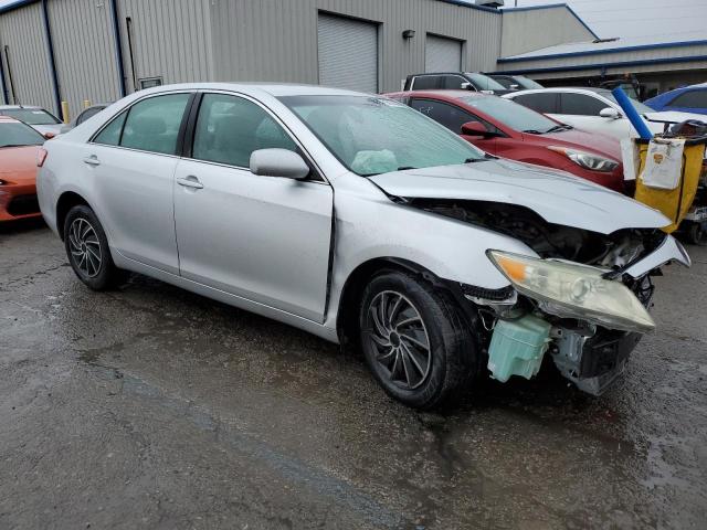 4T4BF3EK1BR105436 - 2011 TOYOTA CAMRY BASE GRAY photo 4