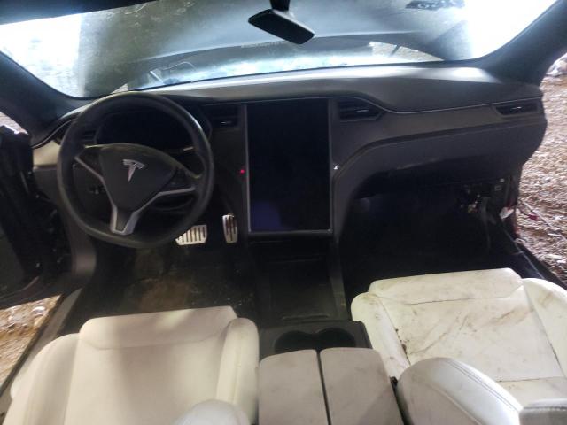 5YJSA1E47LF358905 - 2020 TESLA MODEL S Սև լուսանկար 8