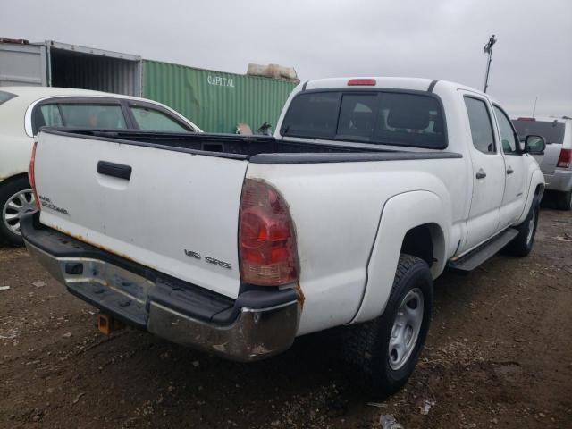 5TEMU52N56Z271382 - 2006 TOYOTA TACOMA DOUBLE CAB LONG BED WHITE photo 3