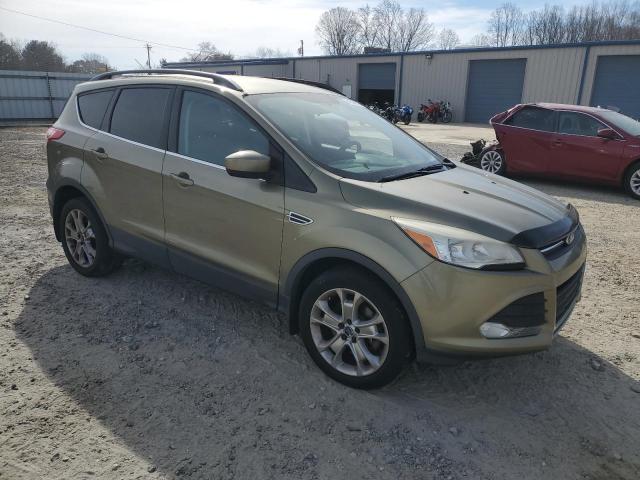 1FMCU9G95DUD66573 - 2013 FORD ESCAPE SE TAN photo 4