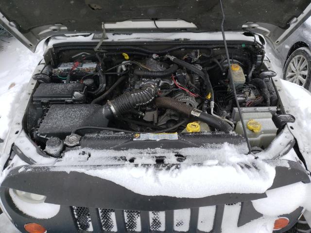 1J4BA5H10AL163631 - 2010 JEEP WRANGLER U SAHARA SILVER photo 11