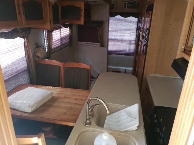 4YDF338255D513444 - 2005 KEYSTONE MONTANA WHITE photo 8