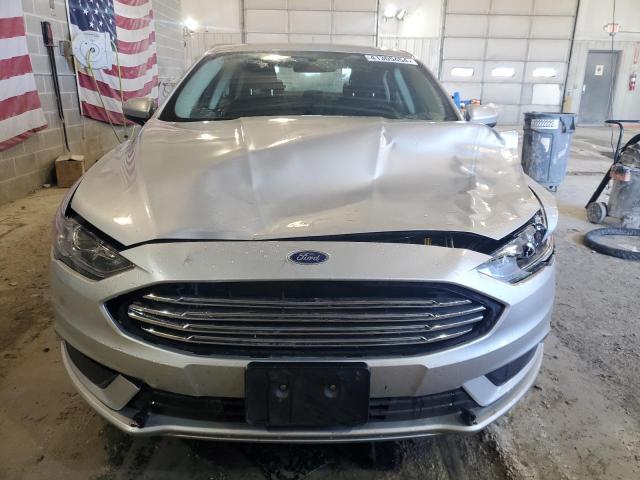 3FA6P0HDXHR252367 - 2017 FORD FUSION SE SILVER photo 5