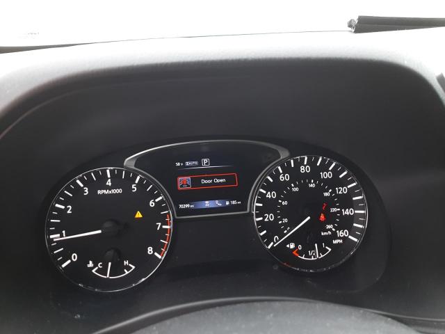 5N1DR2MM2HC621939 - 2017 NISSAN PATHFINDER S 银色 照片 9