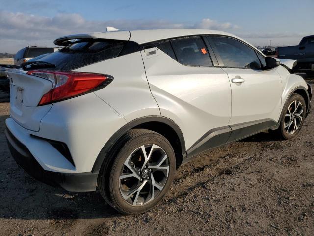 NMTKHMBX3JR058300 - 2018 TOYOTA C-HR XLE WHITE photo 3