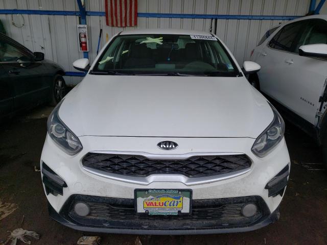 3KPF24AD0ME357849 - 2021 KIA FORTE FE WHITE photo 5