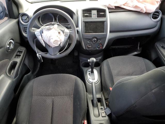 3N1CN7APXFL837792 - 2015 NISSAN VERSA S GRAY photo 8