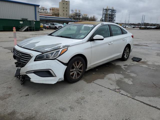 5NPE24AF4HH494372 - 2017 HYUNDAI SONATA SE WHITE photo 1