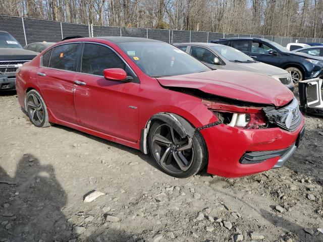 1HGCR2F18HA245277 - 2017 HONDA ACCORD SPORT SPECIAL EDITION RED photo 4