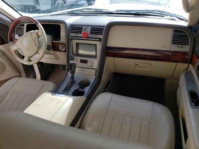 5LMFU28R84LJ15665 - 2004 LINCOLN NAVIGATOR 米色 照片 8