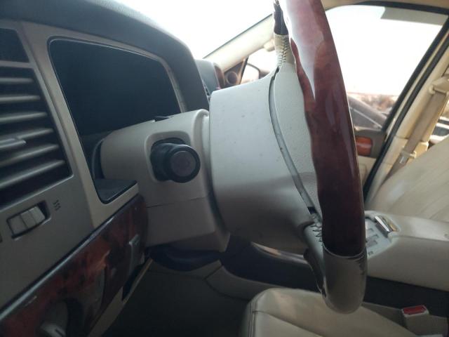 5LMFU28R84LJ15665 - 2004 LINCOLN NAVIGATOR 米色 照片 9