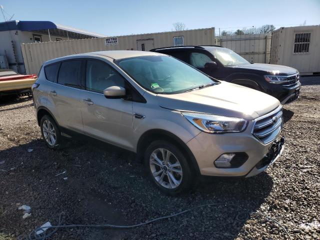 1FMCU0GD9HUD34344 - 2017 FORD ESCAPE SE TAN photo 4