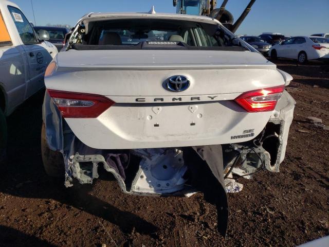 4T1G31AK2LU016351 - 2020 TOYOTA CAMRY SE WHITE photo 6