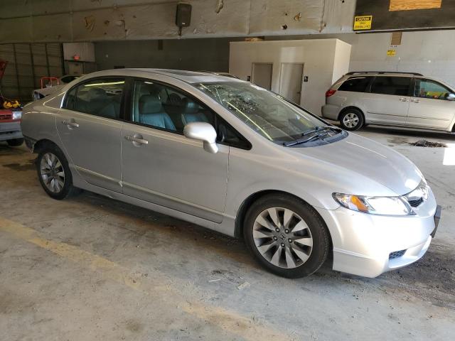 2HGFA1F98AH548801 - 2010 HONDA CIVIC EXL ვერცხლისფერი ფოტო 4