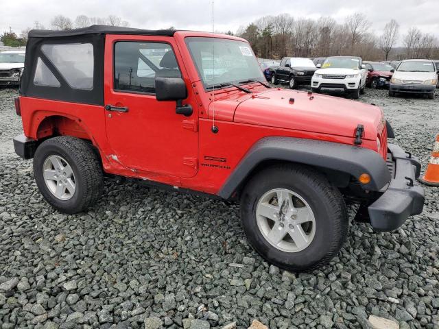 1C4AJWAG5FL520444 - 2015 JEEP WRANGLER SPORT RED photo 4