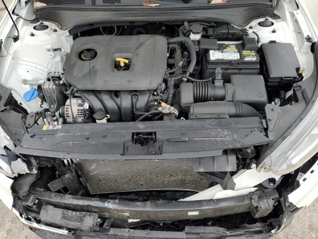 3KPF24AD4LE233338 - 2020 KIA FORTE FE WHITE photo 11