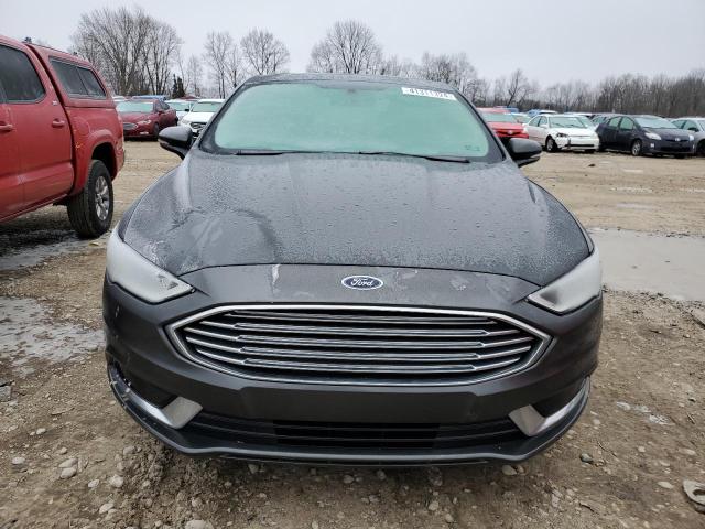 3FA6P0HD7JR252218 - 2018 FORD FUSION SE GRAY photo 5