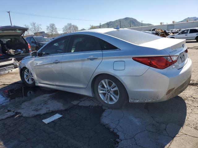 5NPEB4AC6EH940488 - 2014 HYUNDAI SONATA GLS SILVER photo 2