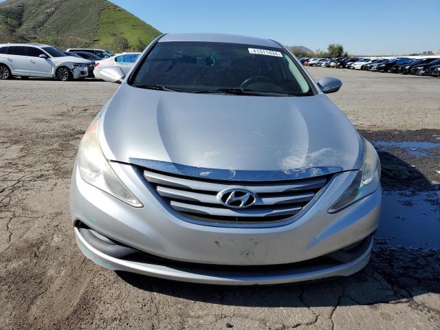 5NPEB4AC6EH940488 - 2014 HYUNDAI SONATA GLS SILVER photo 5