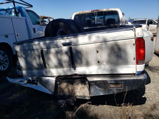 1FTJW35G0REA20758 - 1994 FORD F350 WHITE photo 6