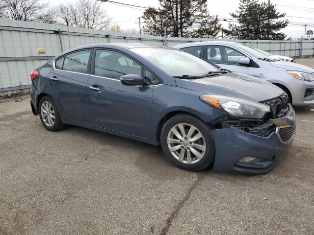 KNAFX4A87F5316795 - 2015 KIA FORTE EX GRAY photo 4