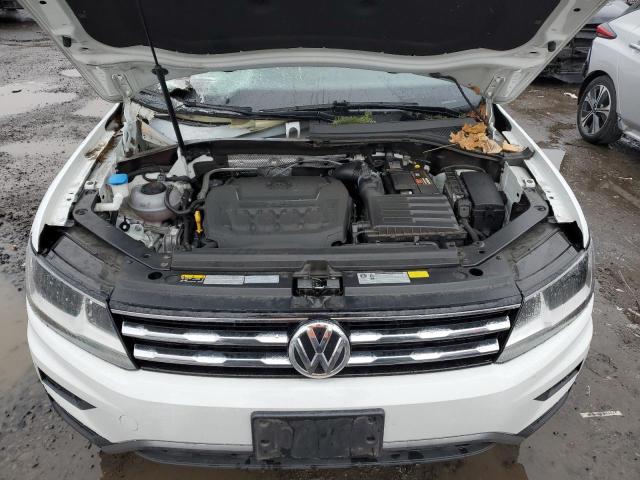 3VV0B7AX2JM110367 - 2018 VOLKSWAGEN TIGUAN S WHITE photo 11