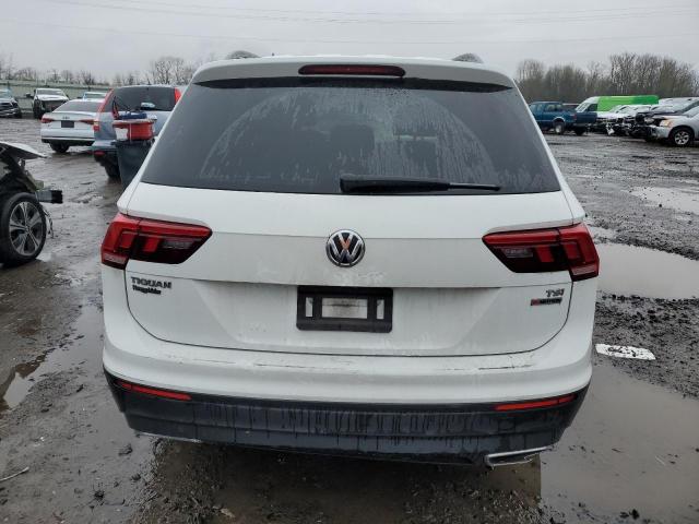 3VV0B7AX2JM110367 - 2018 VOLKSWAGEN TIGUAN S WHITE photo 6